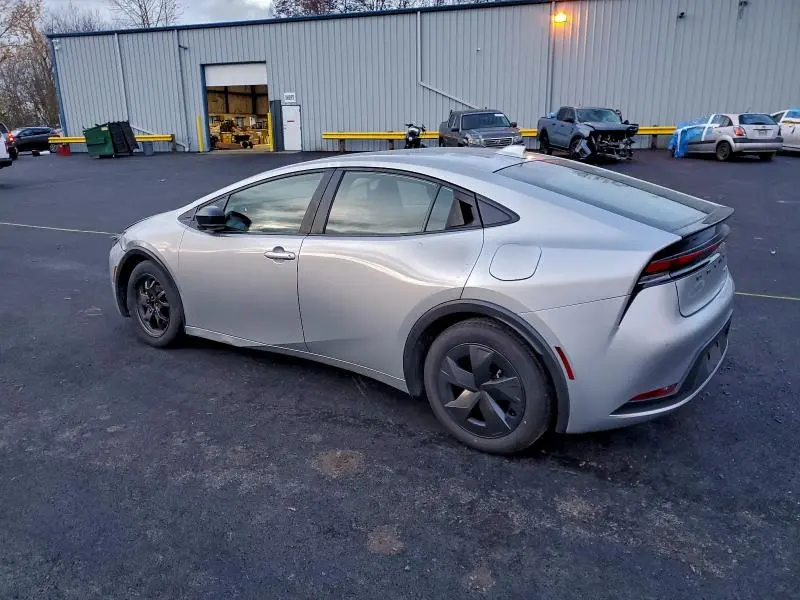 2024 TOYOTA PRIUS LE  