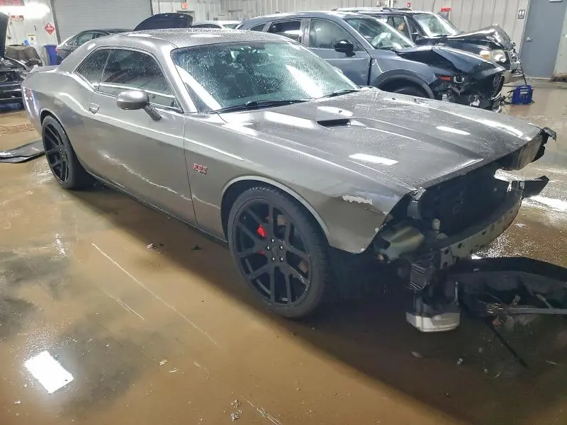 2012 DODGE CHALLENGER SRT-8  