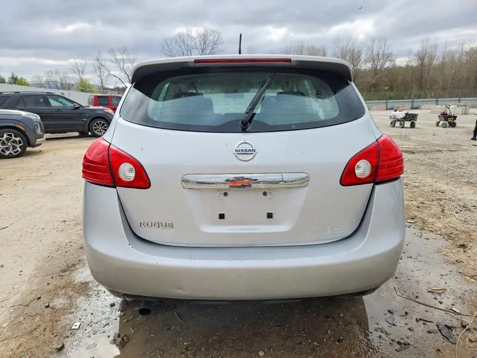 2013 NISSAN ROGUE S  