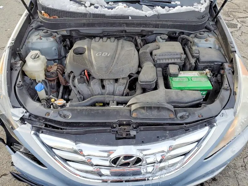 2011 HYUNDAI SONATA SE  