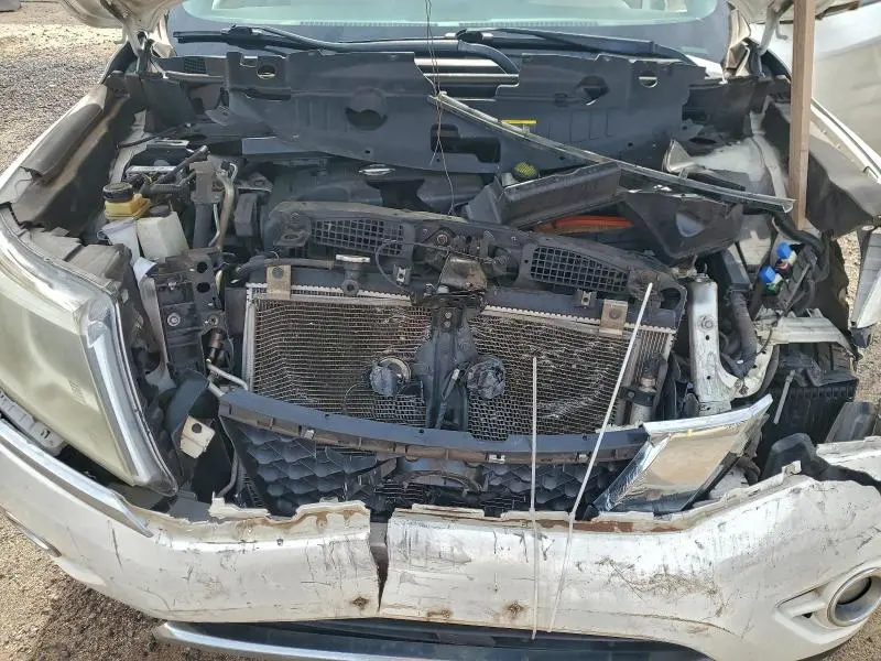 2013 NISSAN PATHFINDER S  