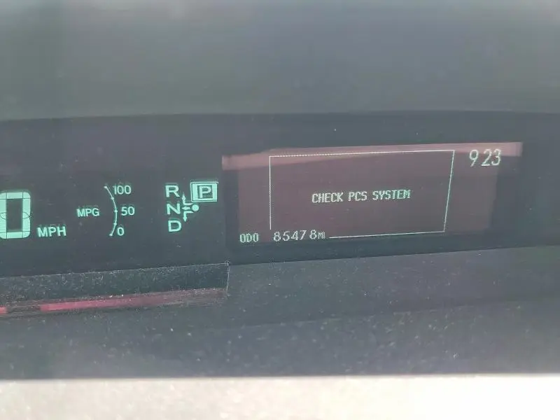 2015 TOYOTA PRIUS FIVE  