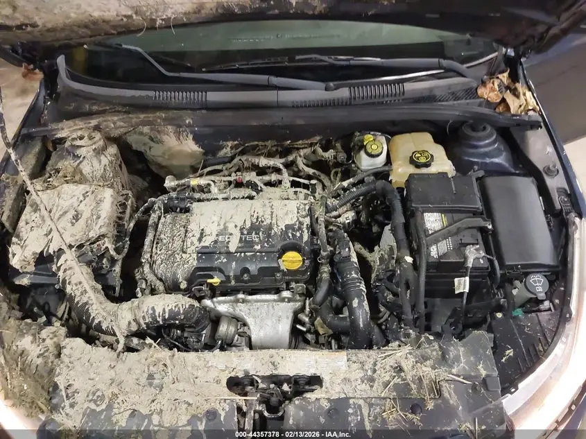 2013 CHEVROLET CRUZE 1LT AUTO