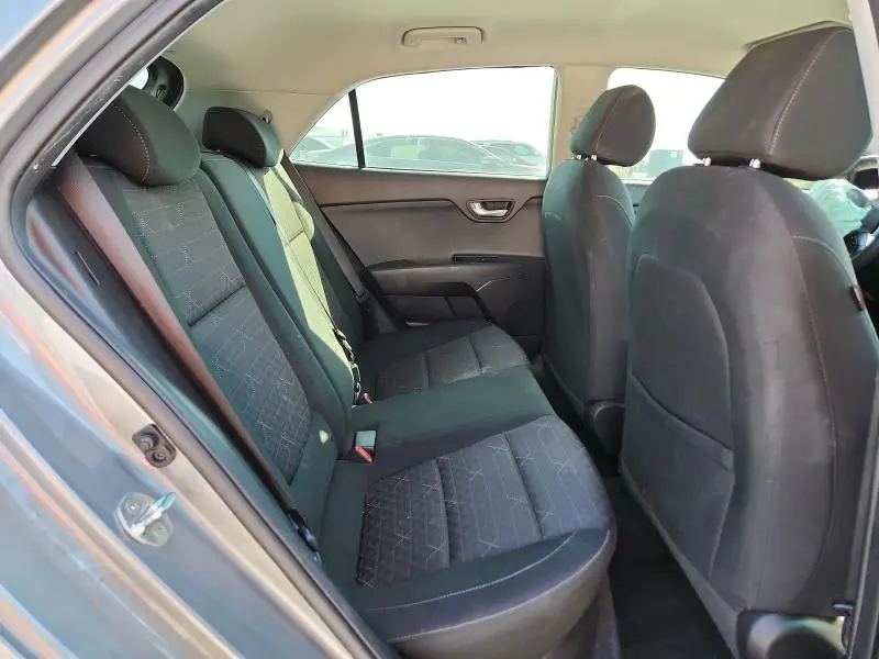 2021 KIA RIO S  