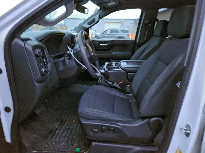 2023 CHEVROLET SILVERADO K1500 CUSTOM  