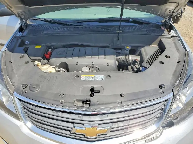 2017 CHEVROLET TRAVERSE LS  