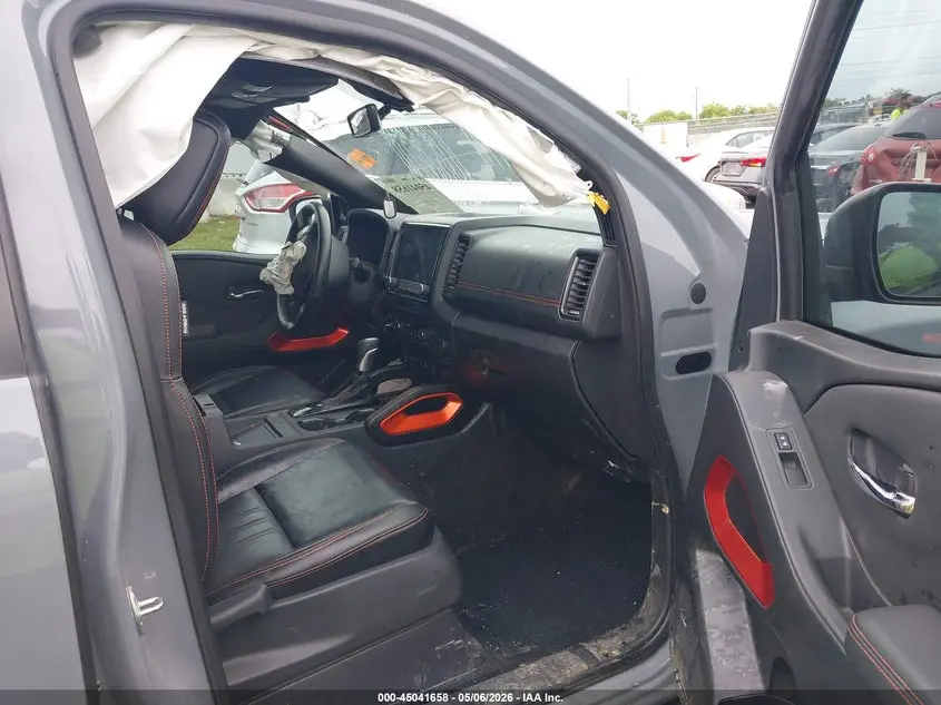 2023 NISSAN FRONTIER PRO-4X 4X4