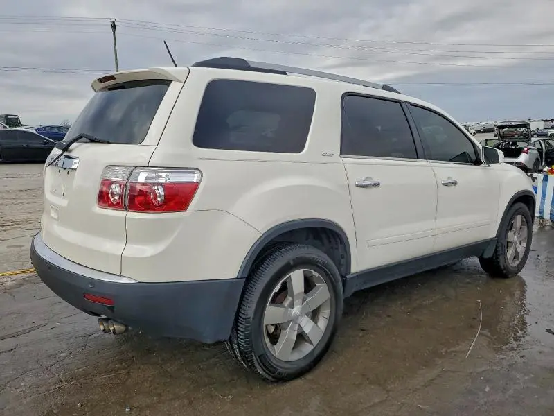 2011 GMC ACADIA SLT-1  