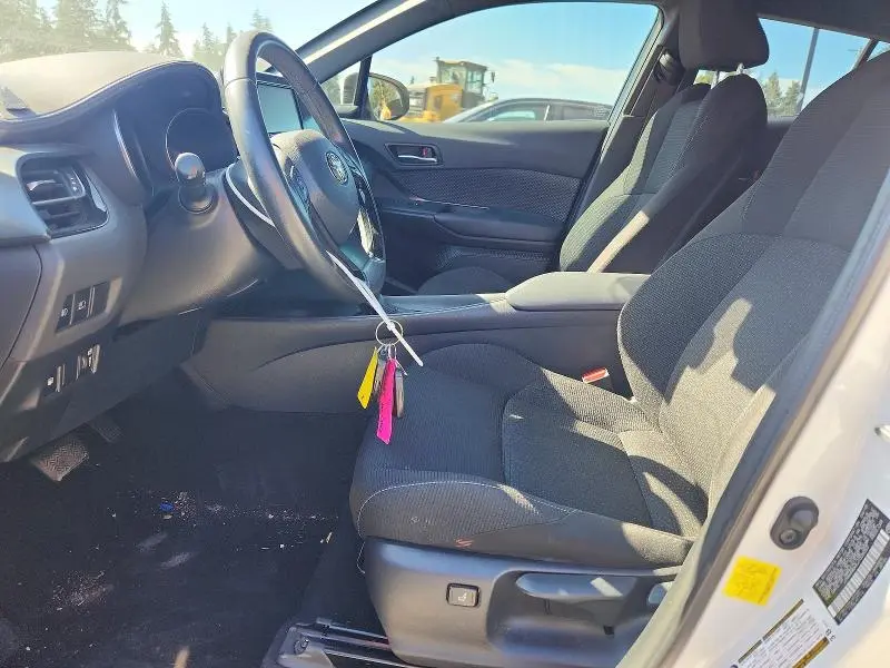 2018 TOYOTA C-HR XLE PREMIUM  