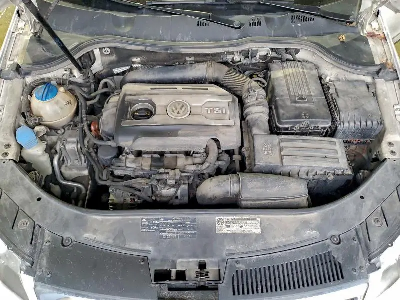 2010 VOLKSWAGEN PASSAT KOMFORT  