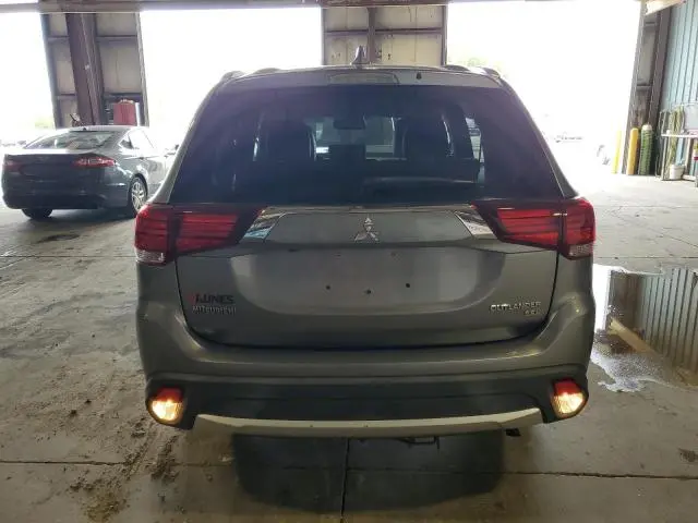 2018 MITSUBISHI OUTLANDER SE  