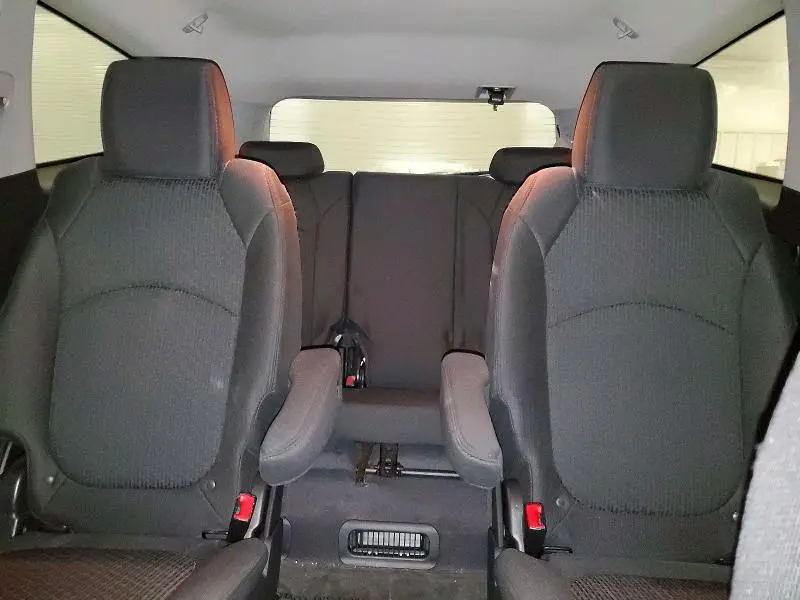 2012 CHEVROLET TRAVERSE LT  