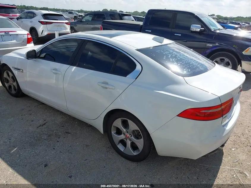 2017 JAGUAR XE 25T