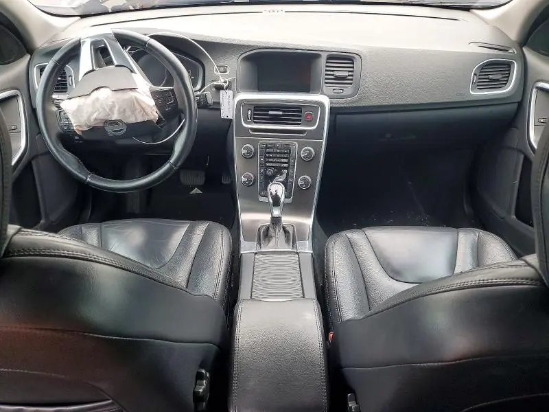 2014 VOLVO S60 T5  