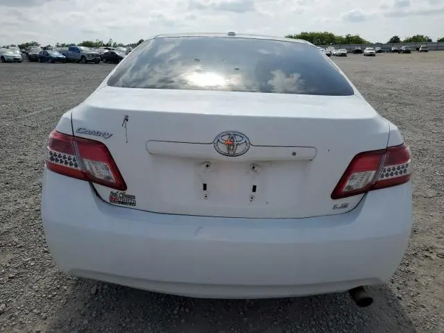 2011 TOYOTA CAMRY BASE  
