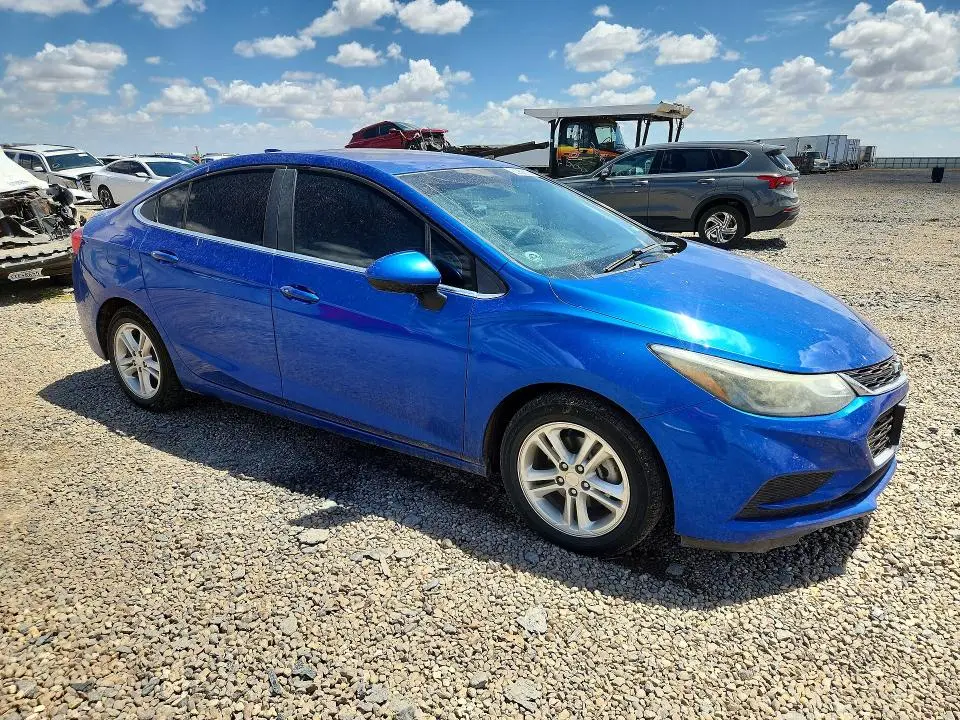2017 CHEVROLET CRUZE LT  
