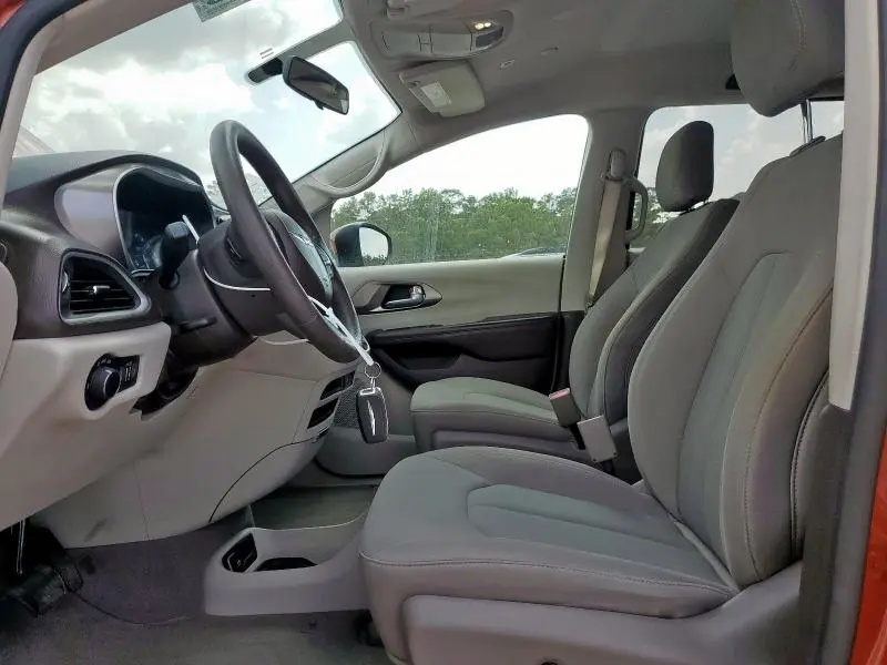 2018 CHRYSLER PACIFICA LX  