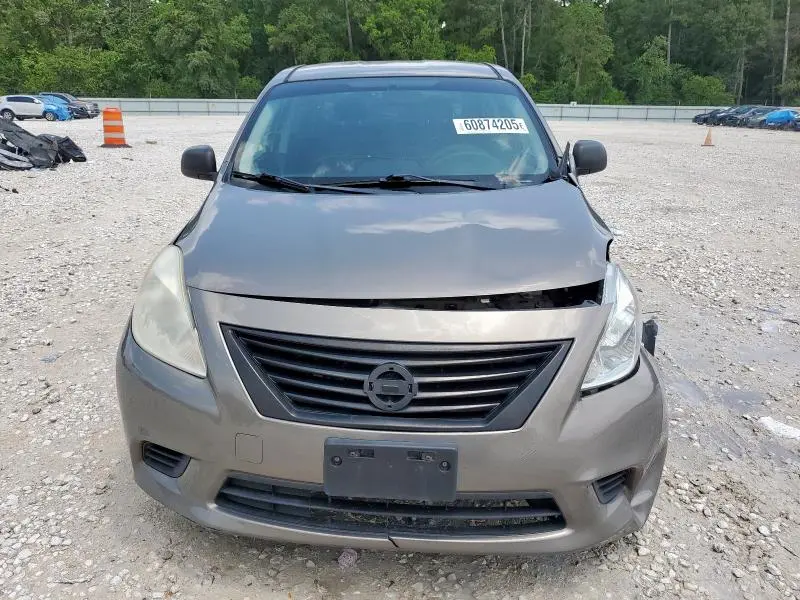 2013 NISSAN VERSA S  