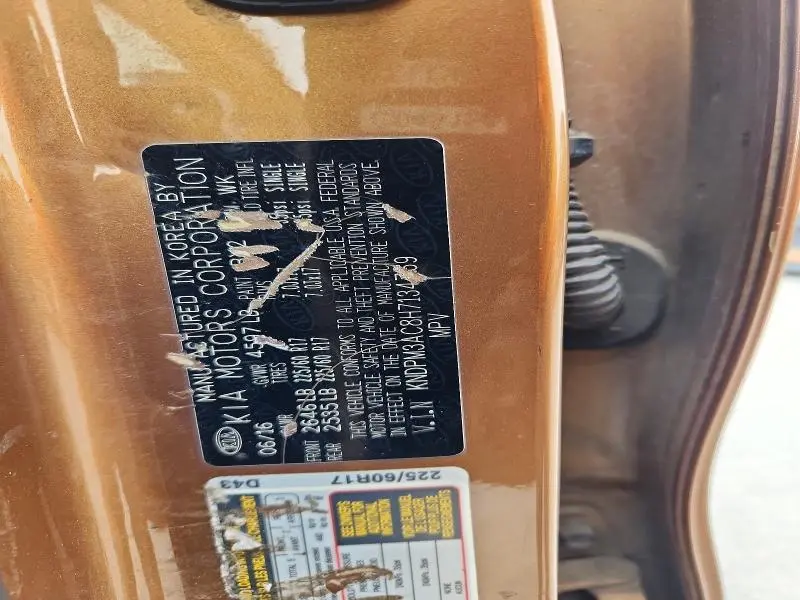 2017 KIA SPORTAGE LX  