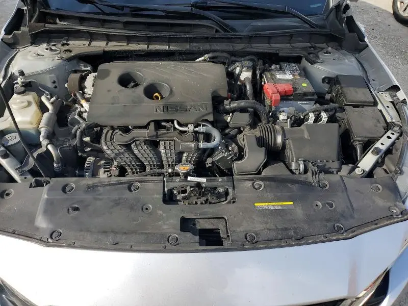 2019 NISSAN ALTIMA SR  