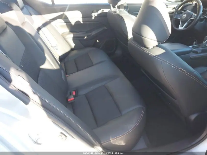 2021 NISSAN ALTIMA SR FWD