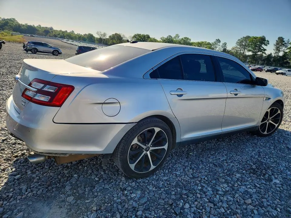2015 FORD TAURUS SEL  