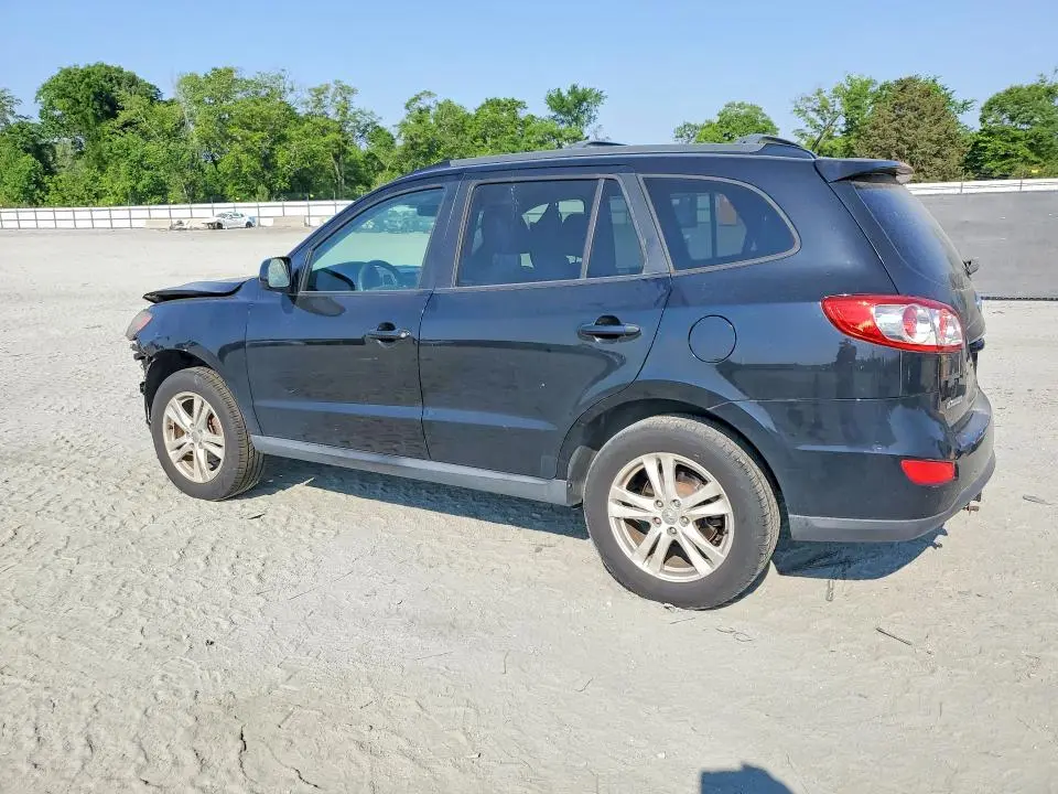 2011 HYUNDAI SANTA FE SE  