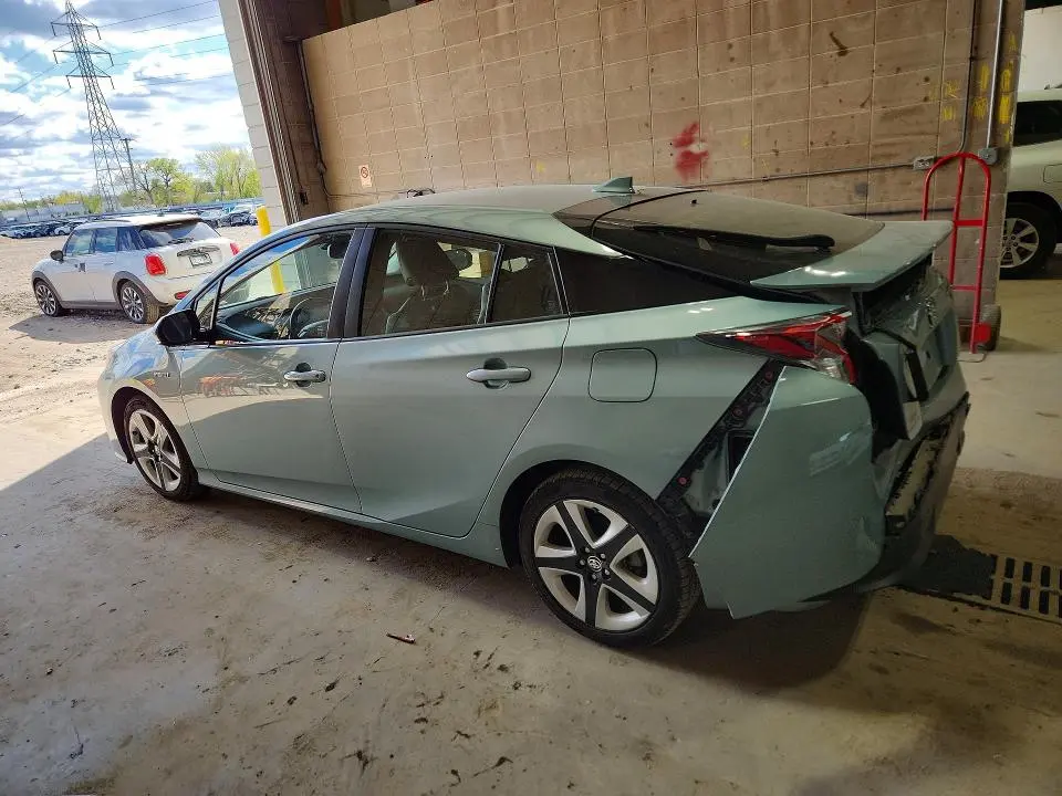2016 TOYOTA PRIUS FOUR TOURING  
