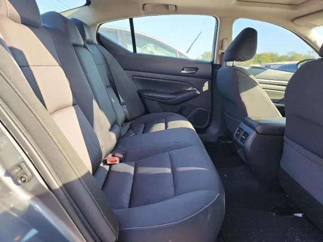 2019 NISSAN ALTIMA SV  