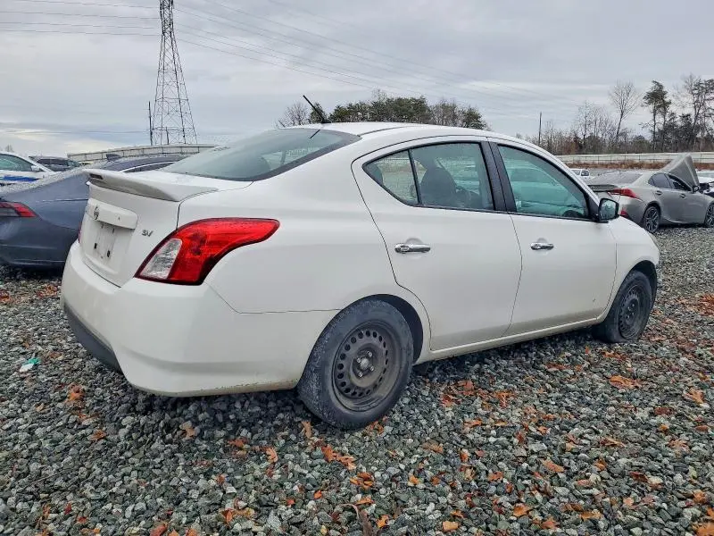 2019 NISSAN VERSA S  