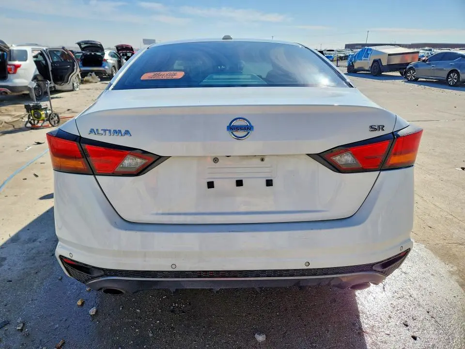2022 NISSAN ALTIMA 2.5 SR  