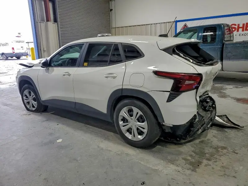 2025 CHEVROLET TRAX LS  