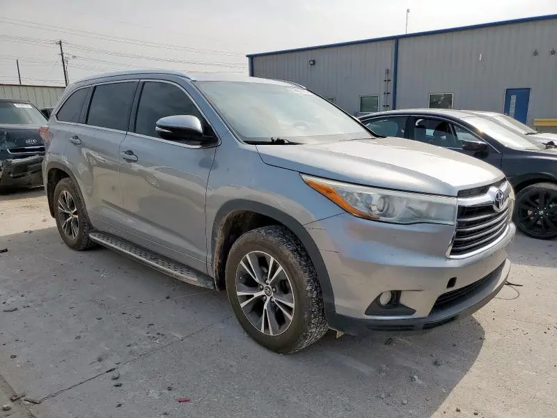 2016 TOYOTA HIGHLANDER XLE