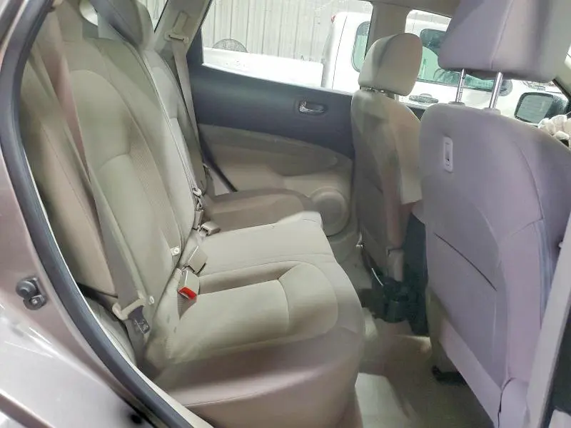 2014 NISSAN ROGUE SELECT S  