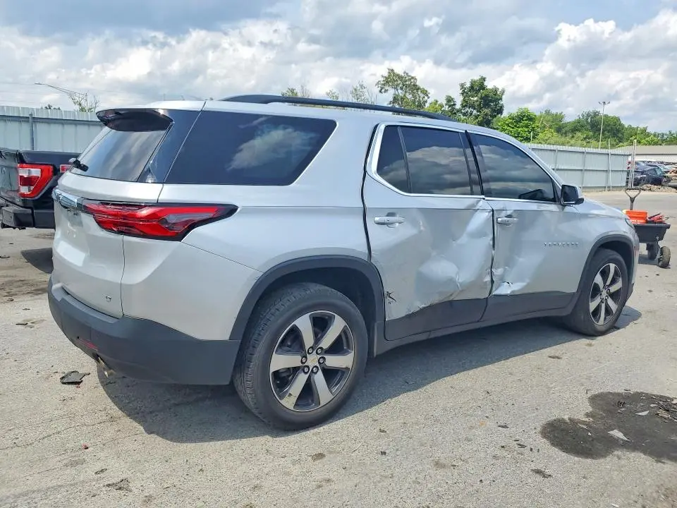 2022 CHEVROLET TRAVERSE LT  