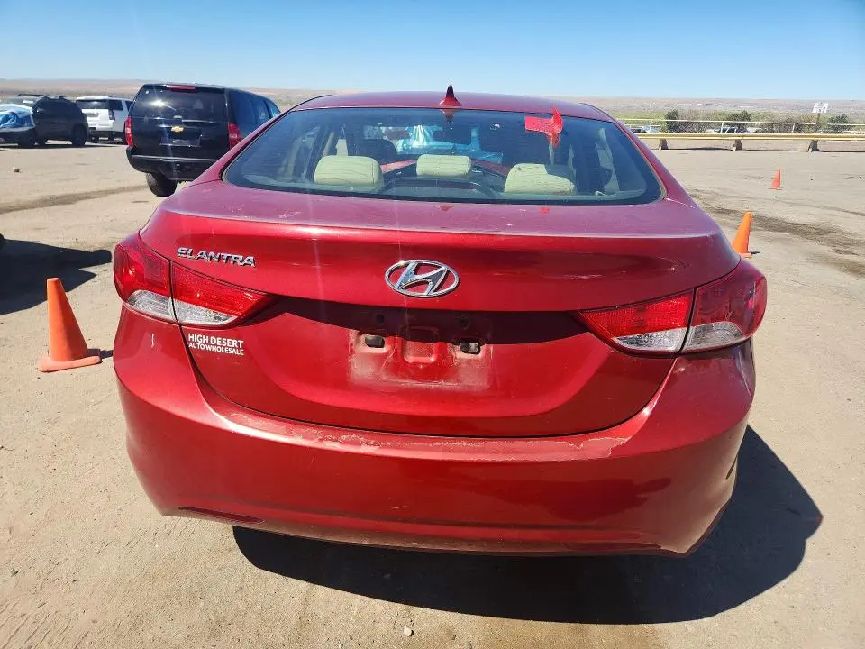 2012 HYUNDAI ELANTRA GLS  