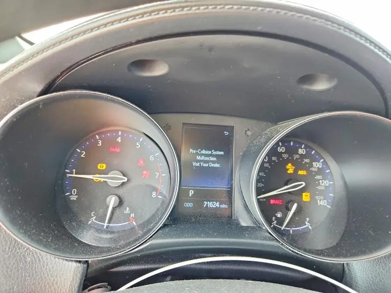 2019 TOYOTA C-HR LE  