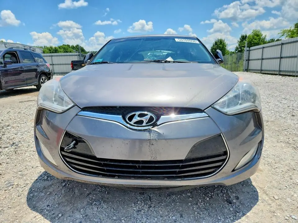 2013 HYUNDAI VELOSTER BASE  
