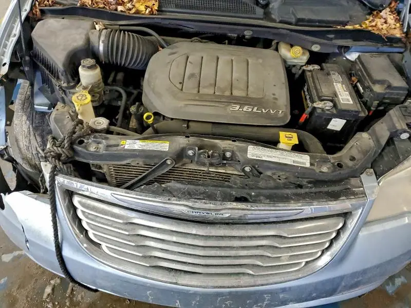 2012 CHRYSLER TOWN & COUNTRY TOURING  