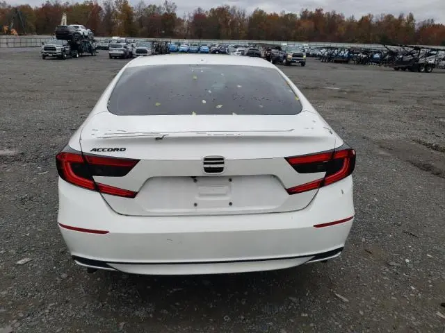 2020 HONDA ACCORD LX  