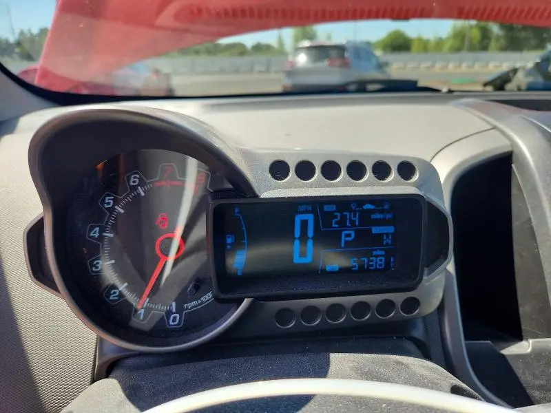 2013 CHEVROLET SONIC LT  