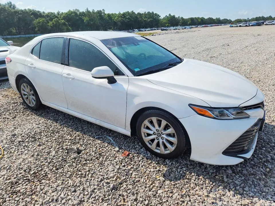 2018 TOYOTA CAMRY LE  