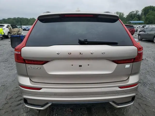 2024 VOLVO XC60 PLUS  