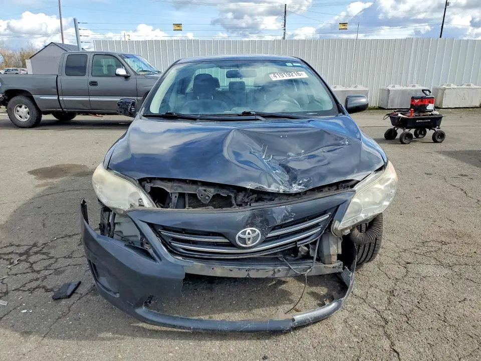 2013 TOYOTA COROLLA LE  