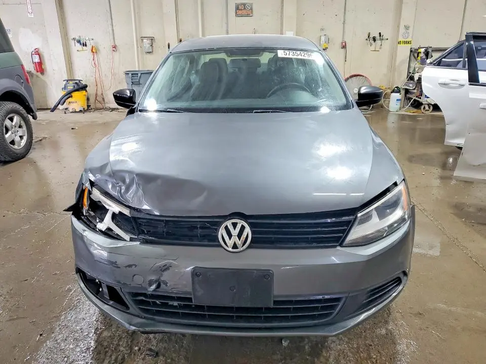 2012 VOLKSWAGEN JETTA BASE  