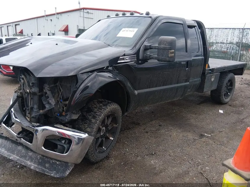 2011 FORD F-250 LARIAT