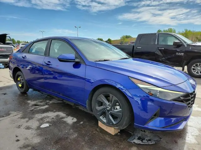 2022 HYUNDAI ELANTRA SEL  