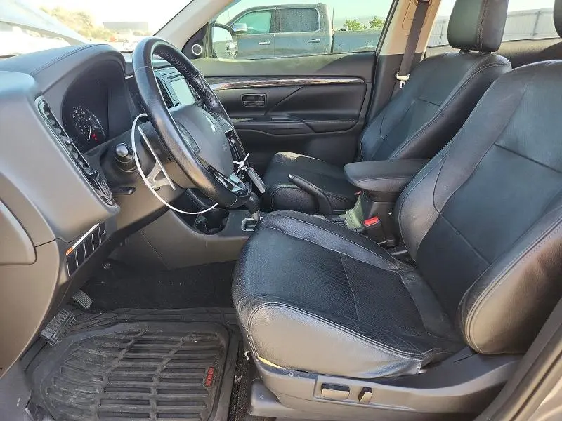 2016 MITSUBISHI OUTLANDER GT  