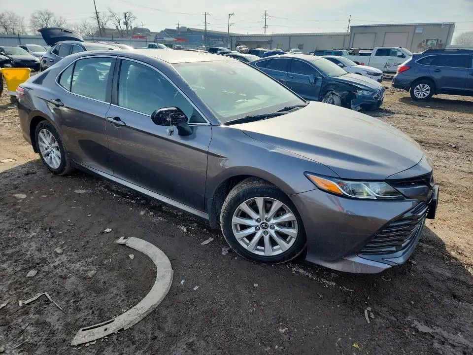 2019 TOYOTA CAMRY LE  