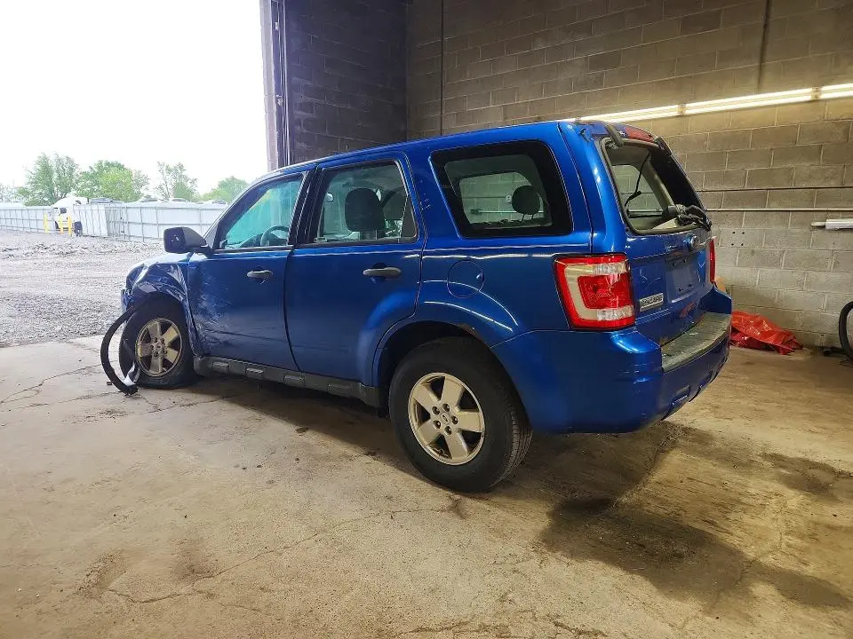 2011 FORD ESCAPE XLS  